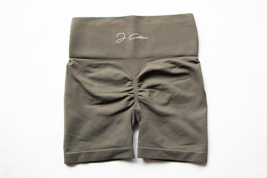 Trinity Scrunch Shorts - Grey