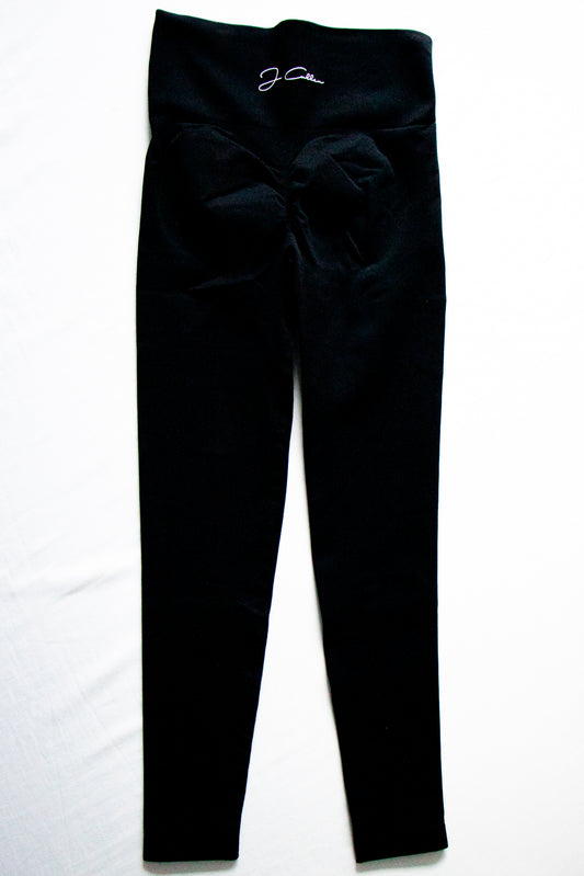 Trinity Scrunch Leggings - Black
